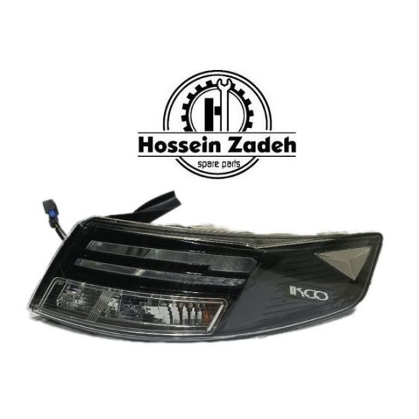 چراغ خطر راست تارا روی گلگیر روشن کروز