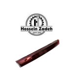چراغ خطر تارا وسط رو صندوق کروز قرمز